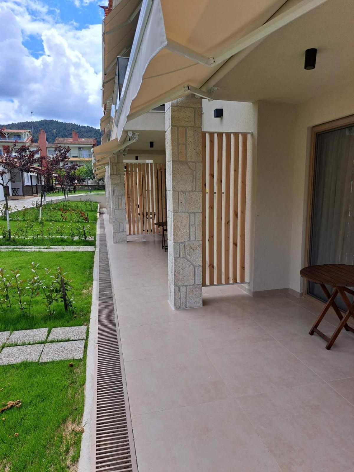 Haus Platanos Apartments & Bungalows By The Sea Vourvourou Exterior foto